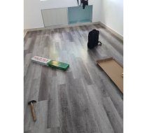 thi công sàn nhựa giả gỗ ở vũng tàu - công trình sàn nhựa dán keo tại CC 5 tầng